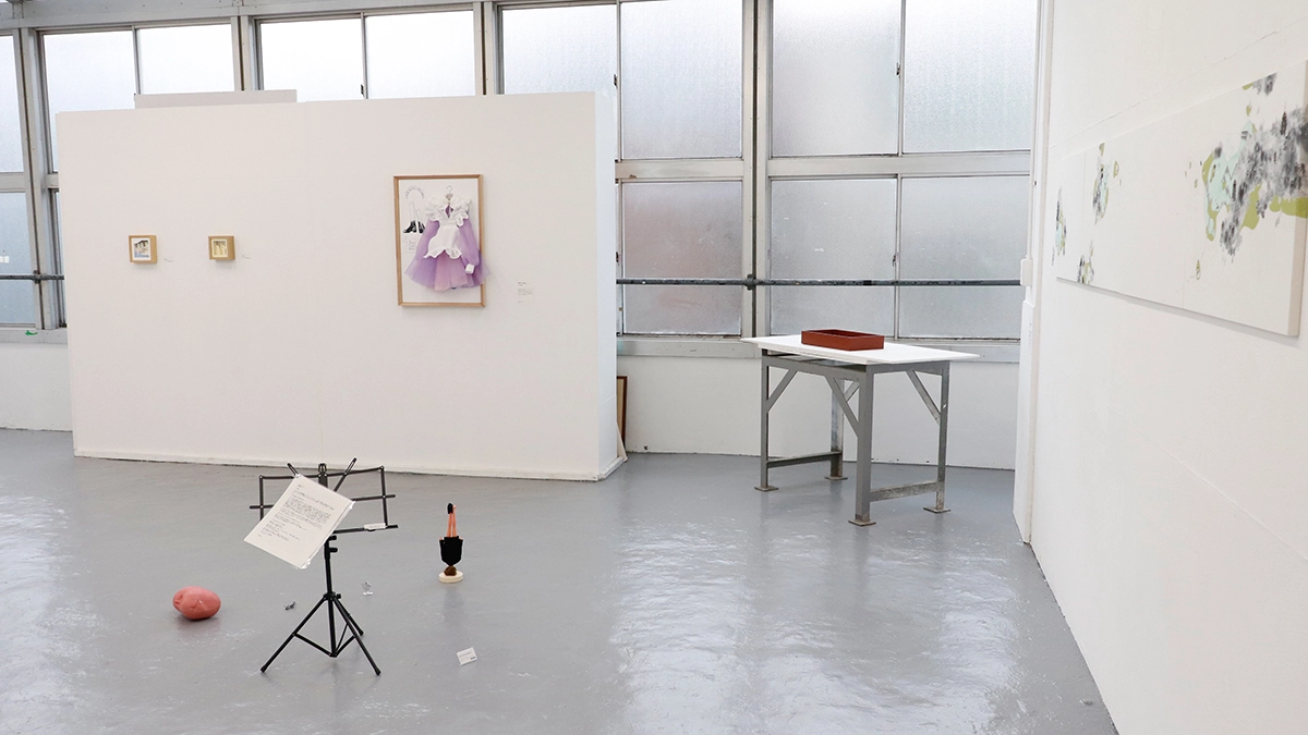 アート学科「大波小波」展示開催