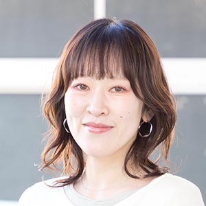 三上　紗智子